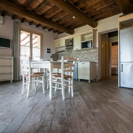 Fattoria Palazzeta - Pet & Family Friendly *