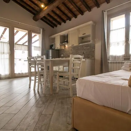 Fattoria Palazzeta - Pet & Family Friendly Aparthotel *