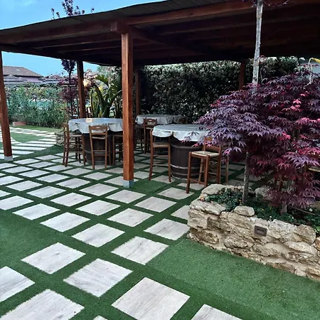 Fattoria Palazzeta - Pet & Family Friendly Aparthotel *
