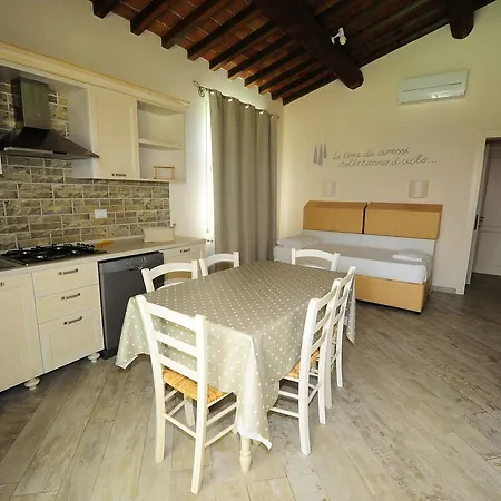 Fattoria Palazzeta - Pet & Family Friendly *
