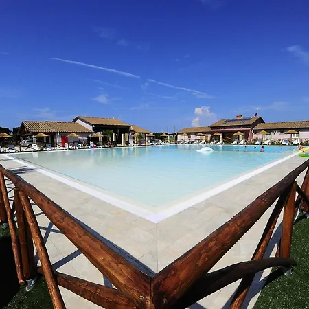 Fattoria Palazzeta - Pet & Family Friendly Cecina (Livorno)