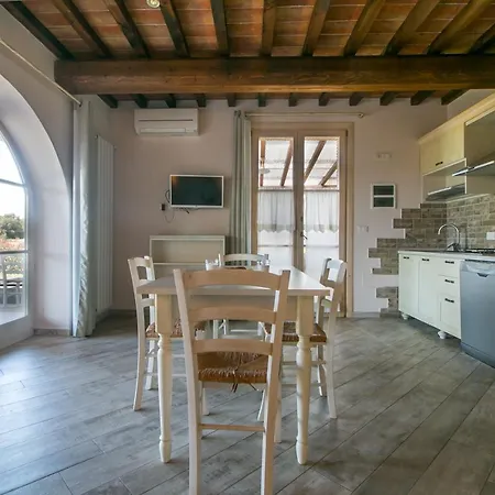 Fattoria Palazzeta - Pet & Family Friendly Aparthotel Cecina (Livorno)