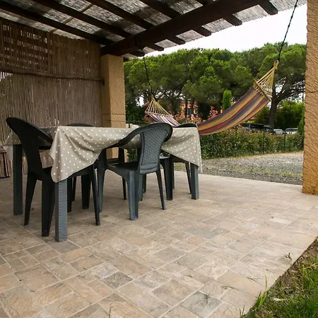 Fattoria Palazzeta - Pet & Family Friendly Aparthotel *